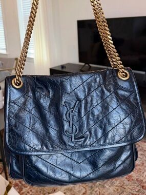 Saint Laurent Niki bag medium in vintage leather black